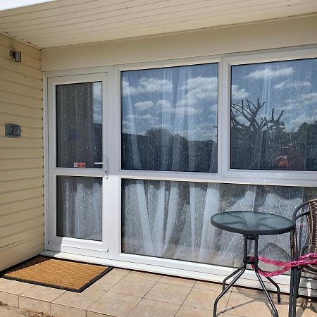 Modern 2 Bed Chalet - 27 Bermuda Holiday Park Хемсби Экстерьер фото